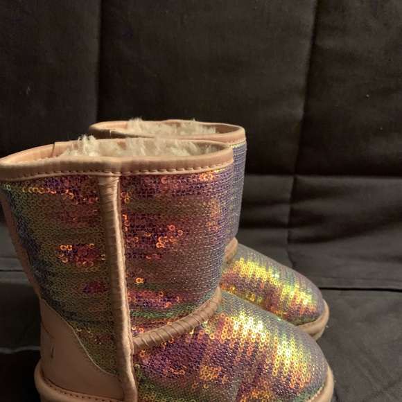 Kids sequence Uggs - Picture 2 of 4
